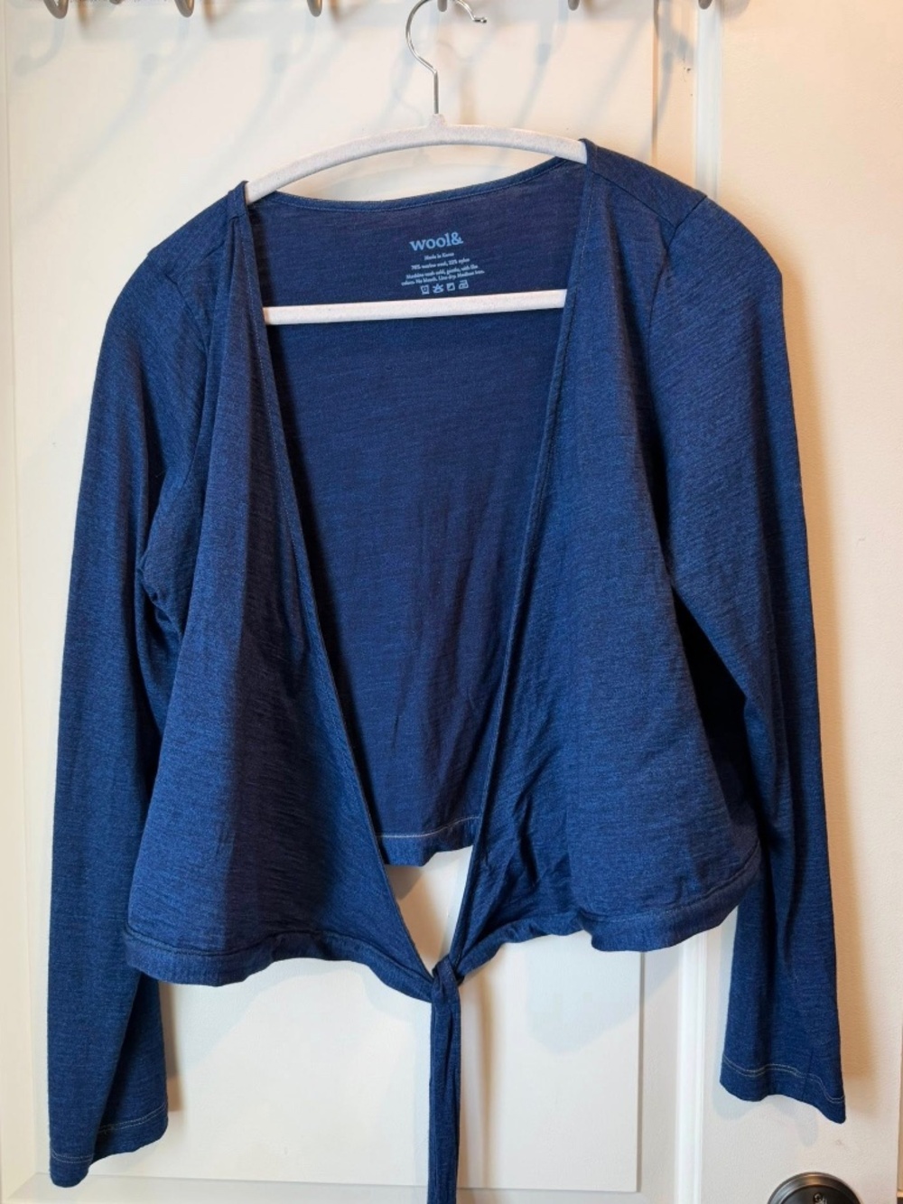 wool& Natalia wrap top, size medium, dyed blue
